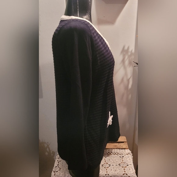 Leo & Ugo Black Long Sleeve Sweater with White Trim 6 - Picture 2 of 7